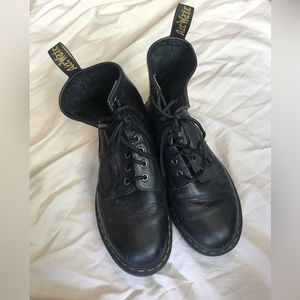 Dr. Marten 1460 W Black Leather Boots